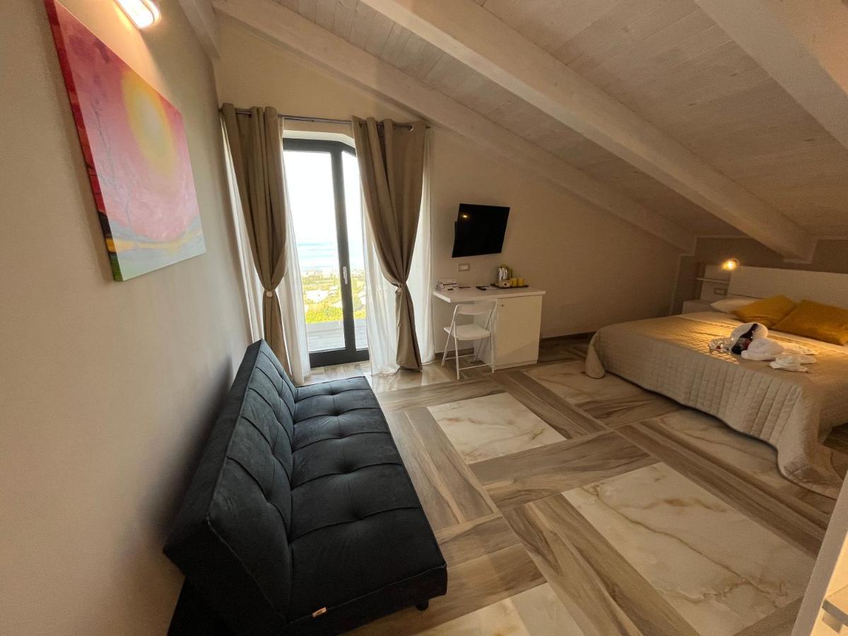 아그로폴리 A La Puesta Del Sol B&B 외부 사진