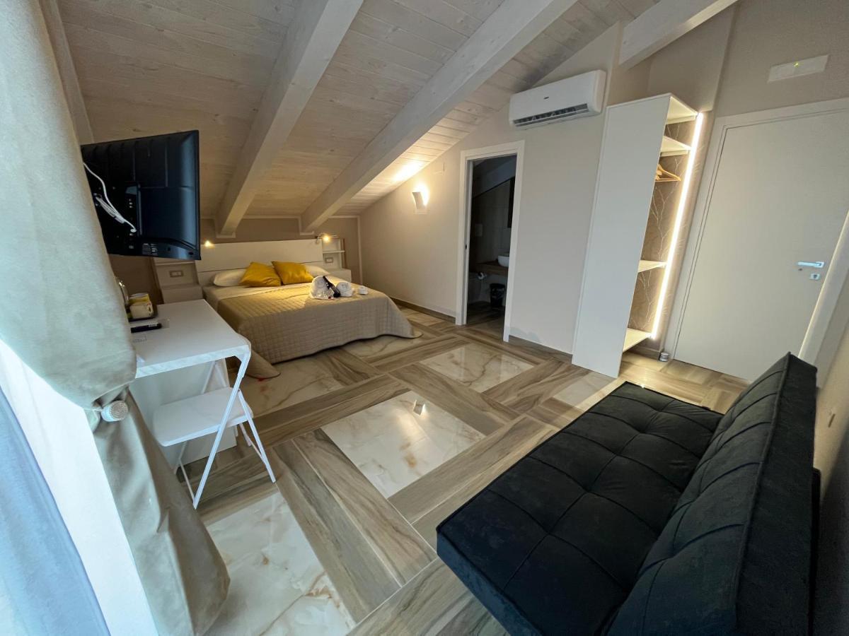 아그로폴리 A La Puesta Del Sol B&B 외부 사진