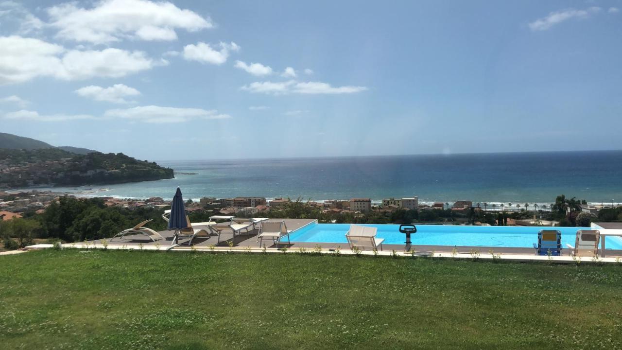 아그로폴리 A La Puesta Del Sol B&B 외부 사진